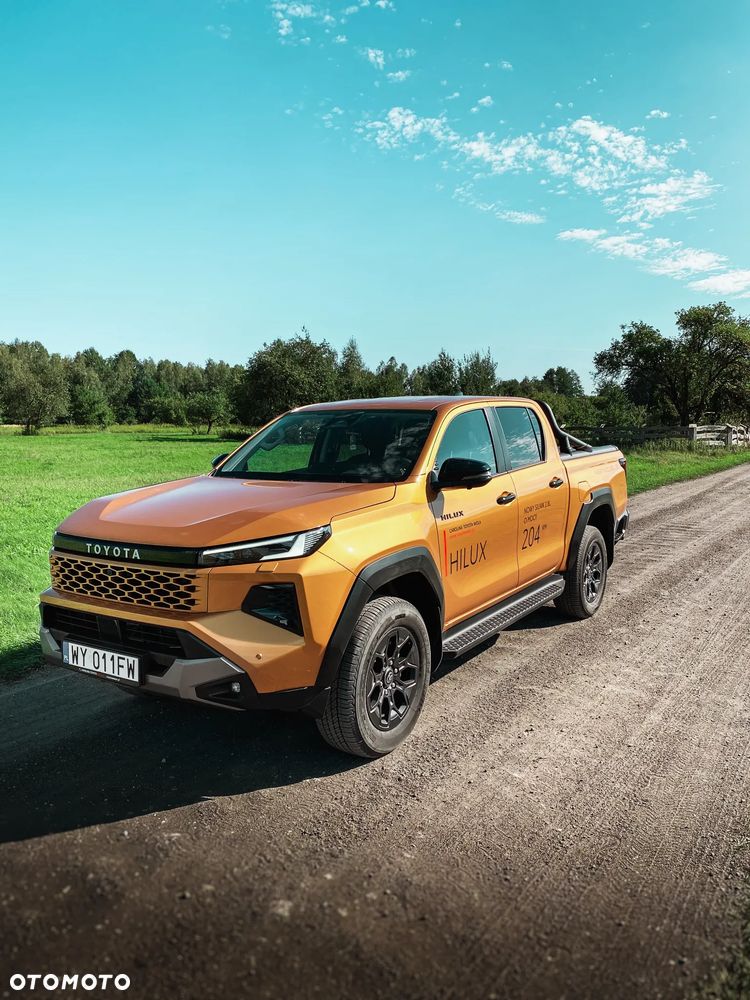 Toyota Hilux 2.8 D-4D mHEV Double Cab Invincible 4x4 - 15