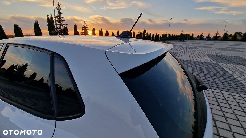 Volkswagen Polo 1.4 TSI GTI DSG - 21