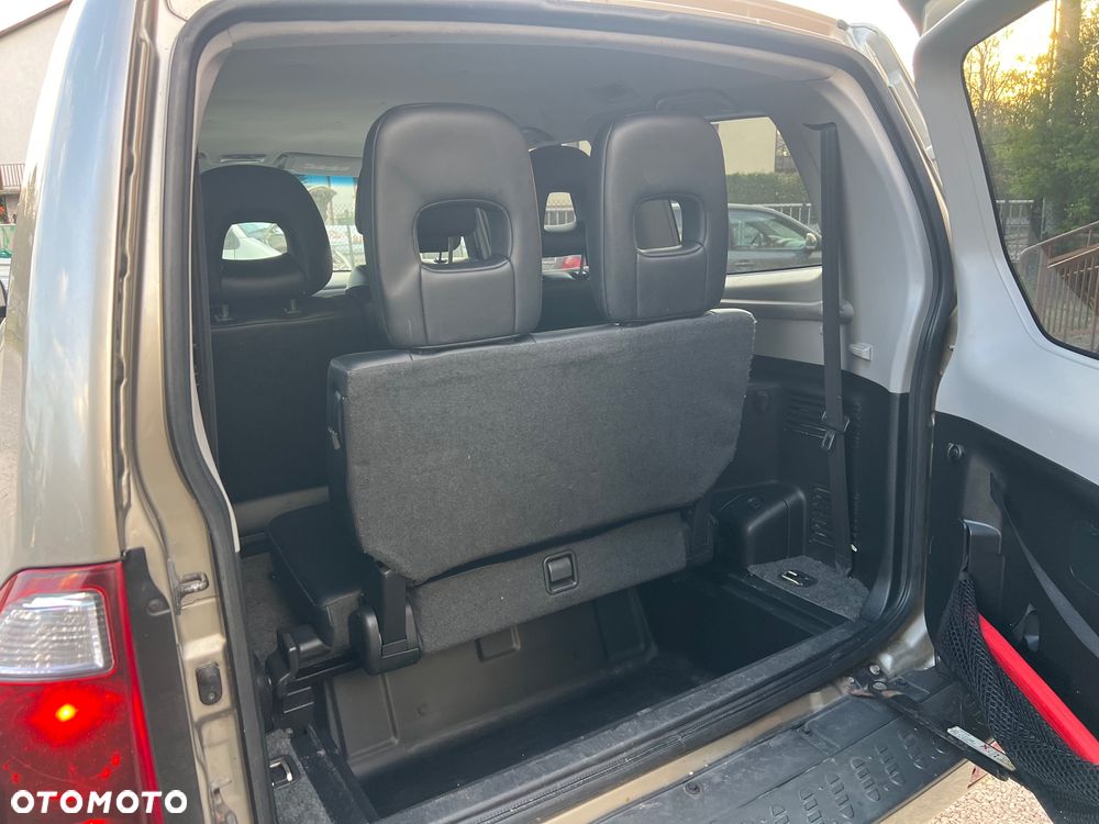 Mitsubishi Pajero 3.5 V6 GDI 7os (lea) - 22