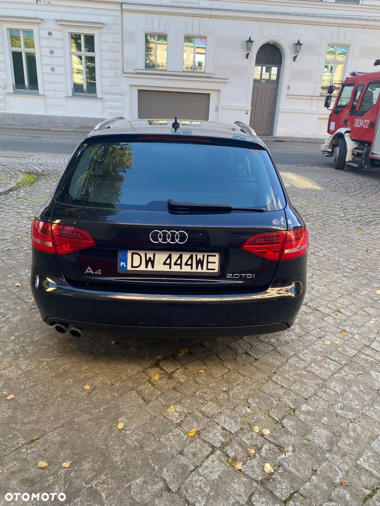 Audi A4 Avant - 9