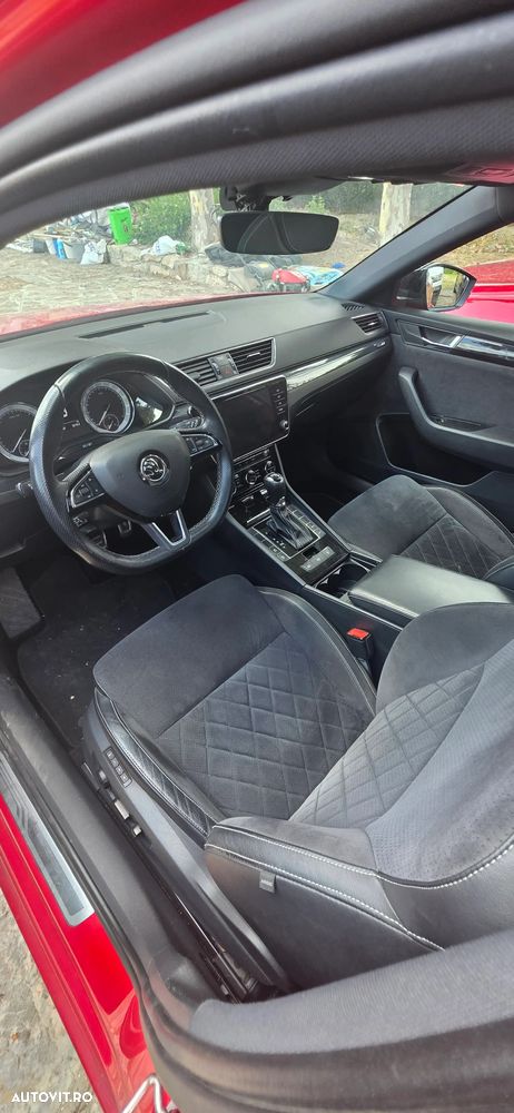 Skoda Superb 2.0 TDI DSG Sportline - 14