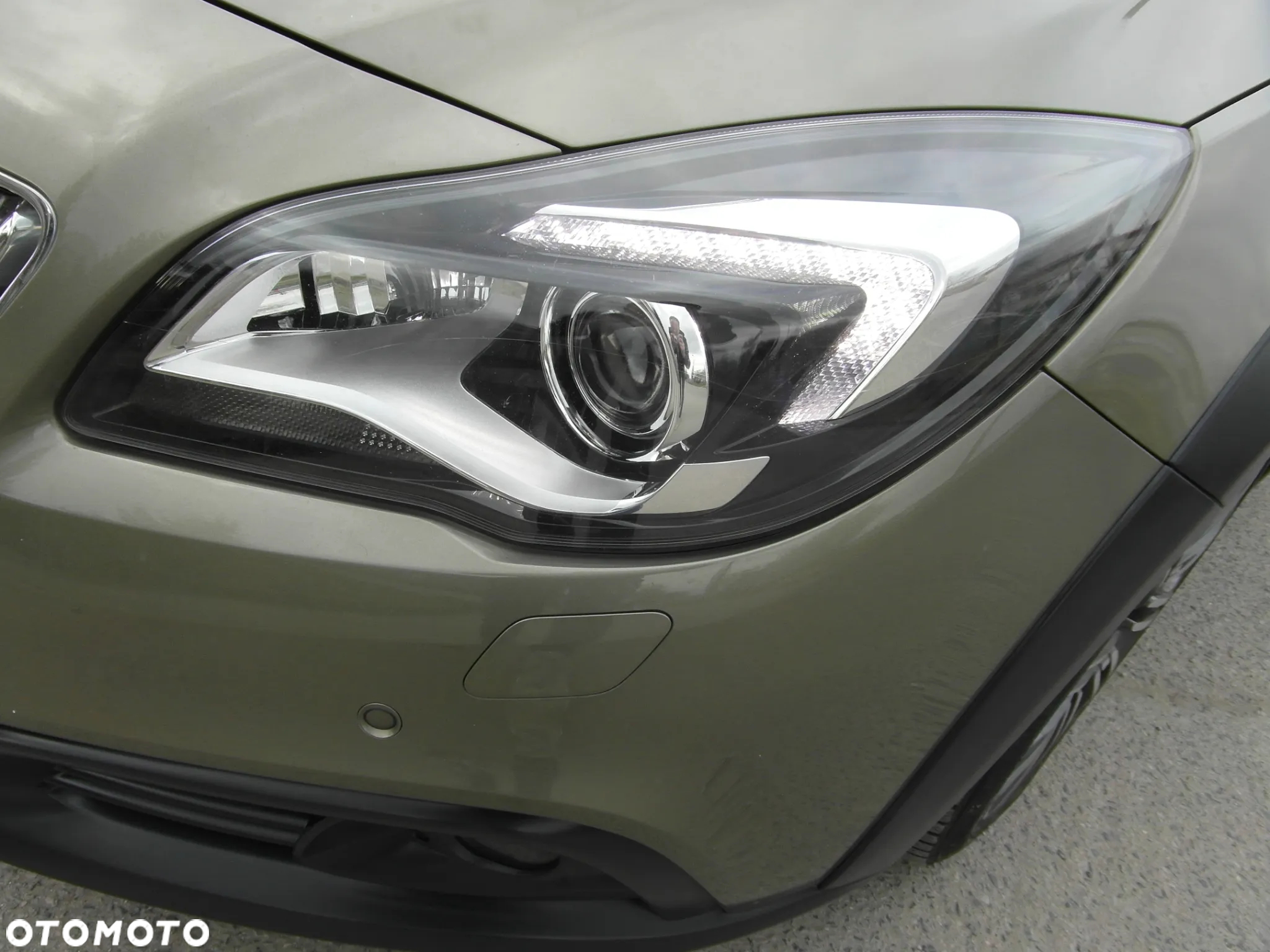 Opel Insignia CT 2.0 T 4x4 S&S EU6 - 3