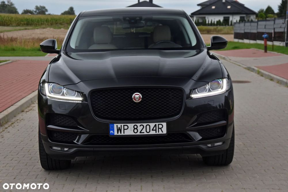 Jaguar F-Pace 2.0 i4D AWD R-Sport - 4
