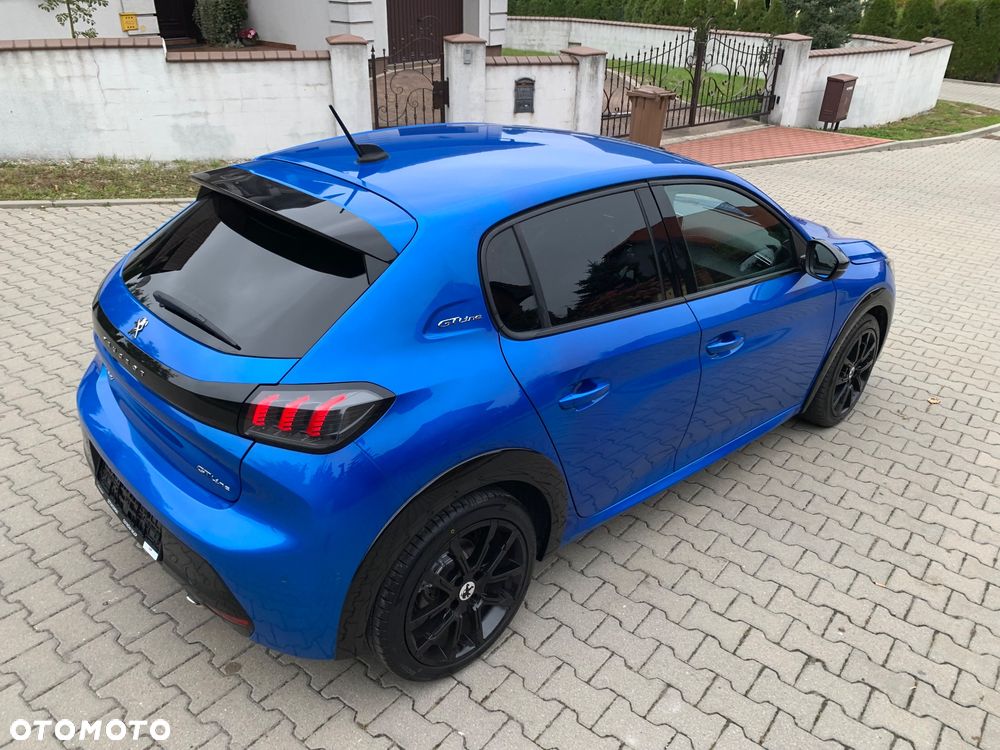 Peugeot 208 PureTech 100 GT - 25