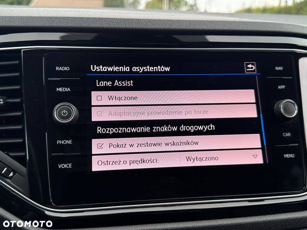 Volkswagen T-Roc 1.5 TSI R-Line - 35