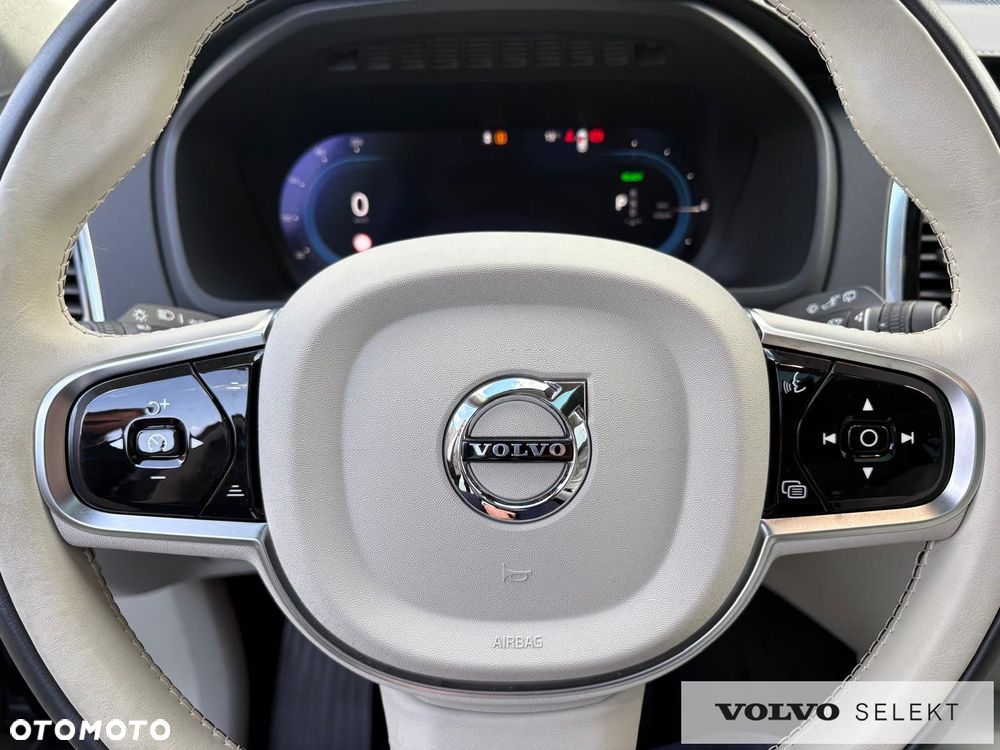 Volvo XC 90 - 20