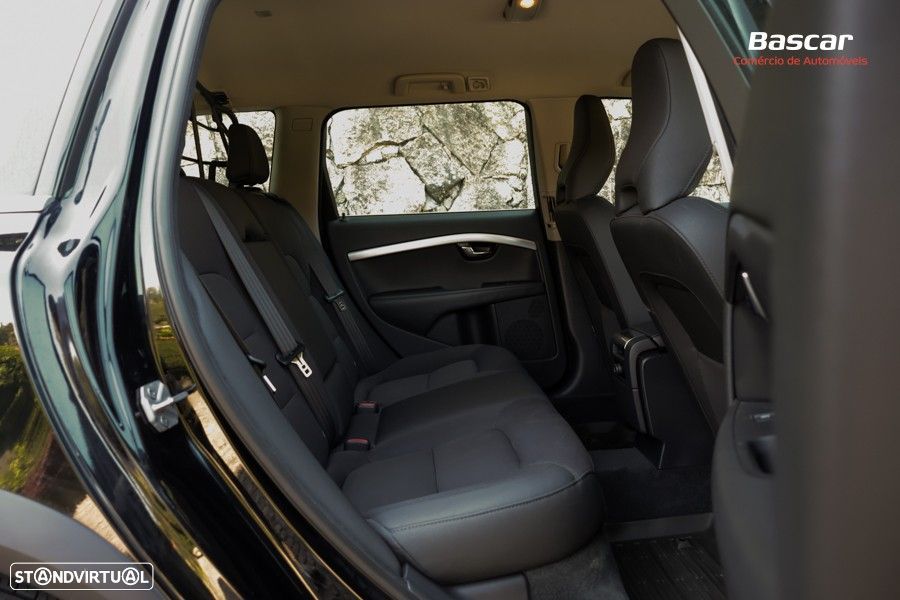 Volvo XC 70 D4 Geartronic Black Line - 26