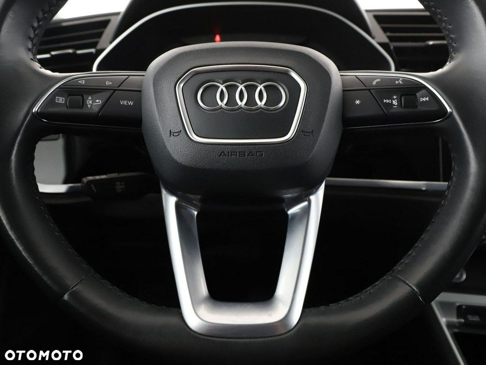 Audi Q3 - 22
