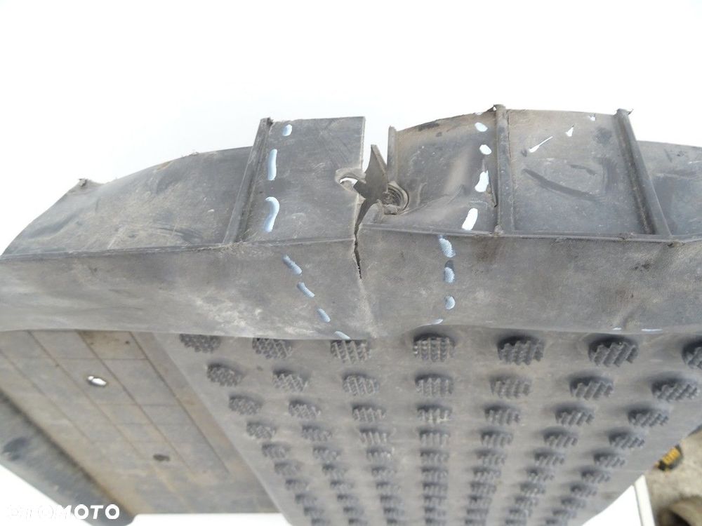 PODSTAWA AKUMULATORA  RENAULT TRUCKS T 2013 - 2022 460P LOW 338 kW [460 KM] 6x2 2013 - 6