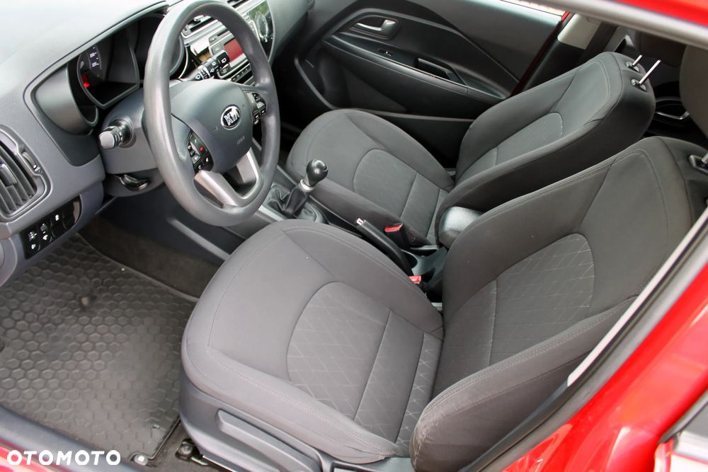 Kia Rio 1.2 ISG Dream Team Edition - 10
