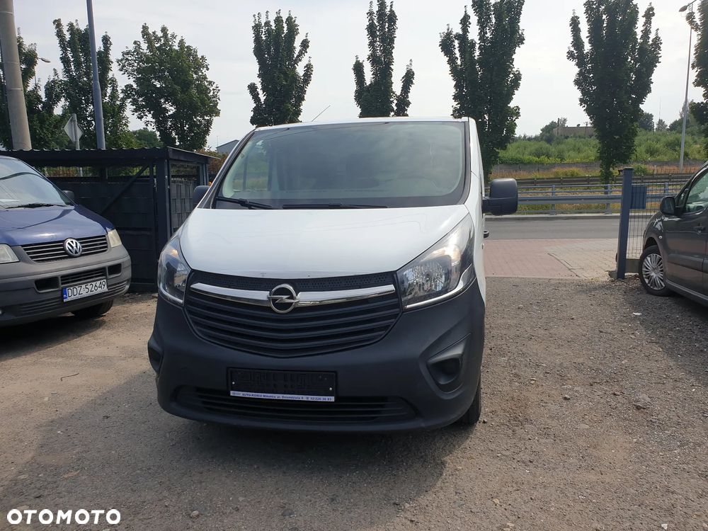 Opel vivaro - 2