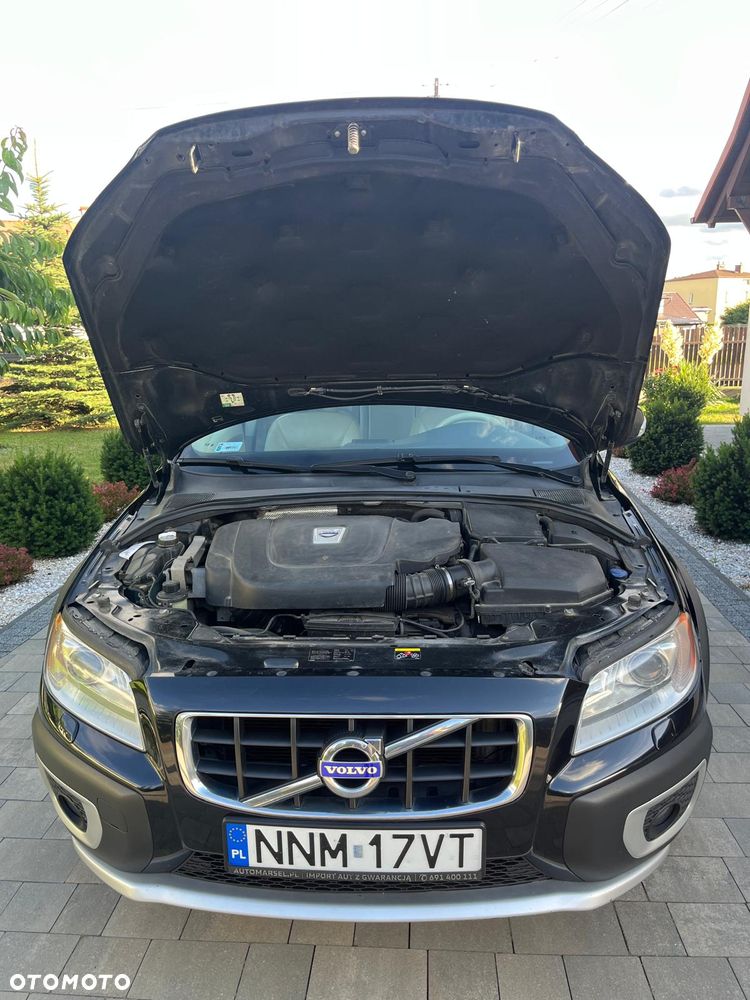Volvo XC 70 D5 AWD Summum - 8
