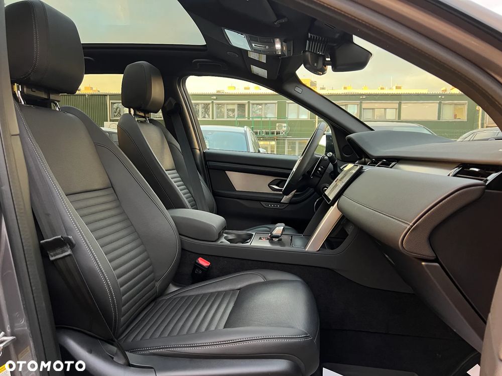 Land Rover Discovery Sport - 25