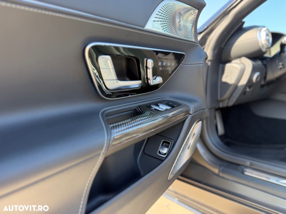 Mercedes-Benz SL 63 AMG - 11
