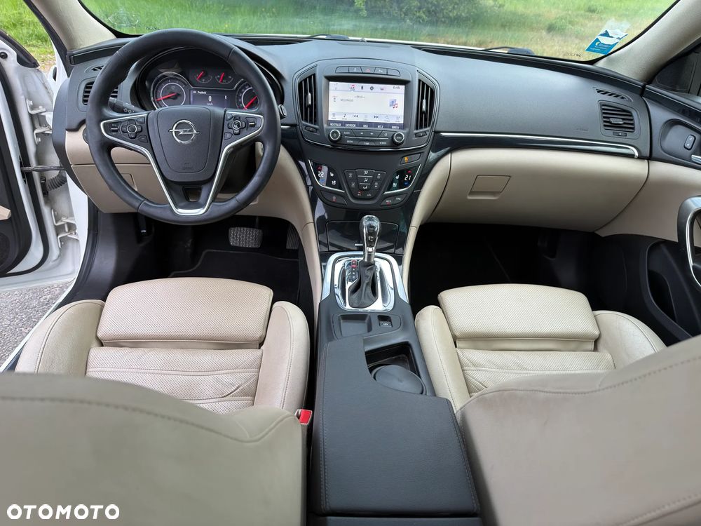 Opel Insignia - 18