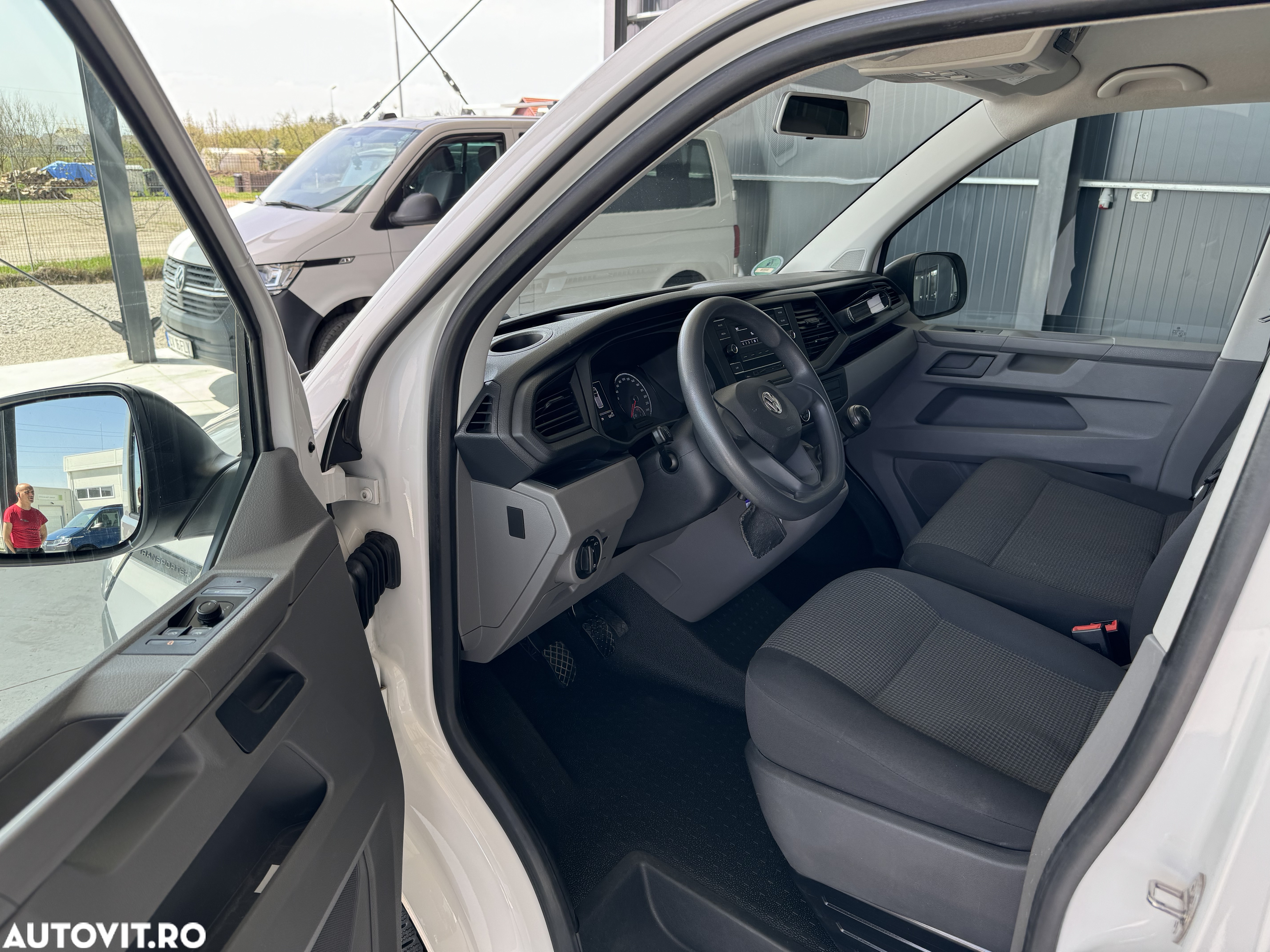 Volkswagen Transporter - 5