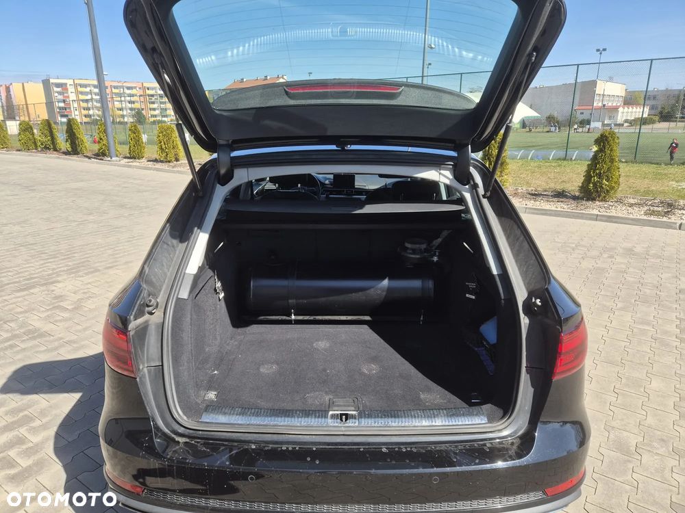 Audi A4 Avant 35 TFSI - 8
