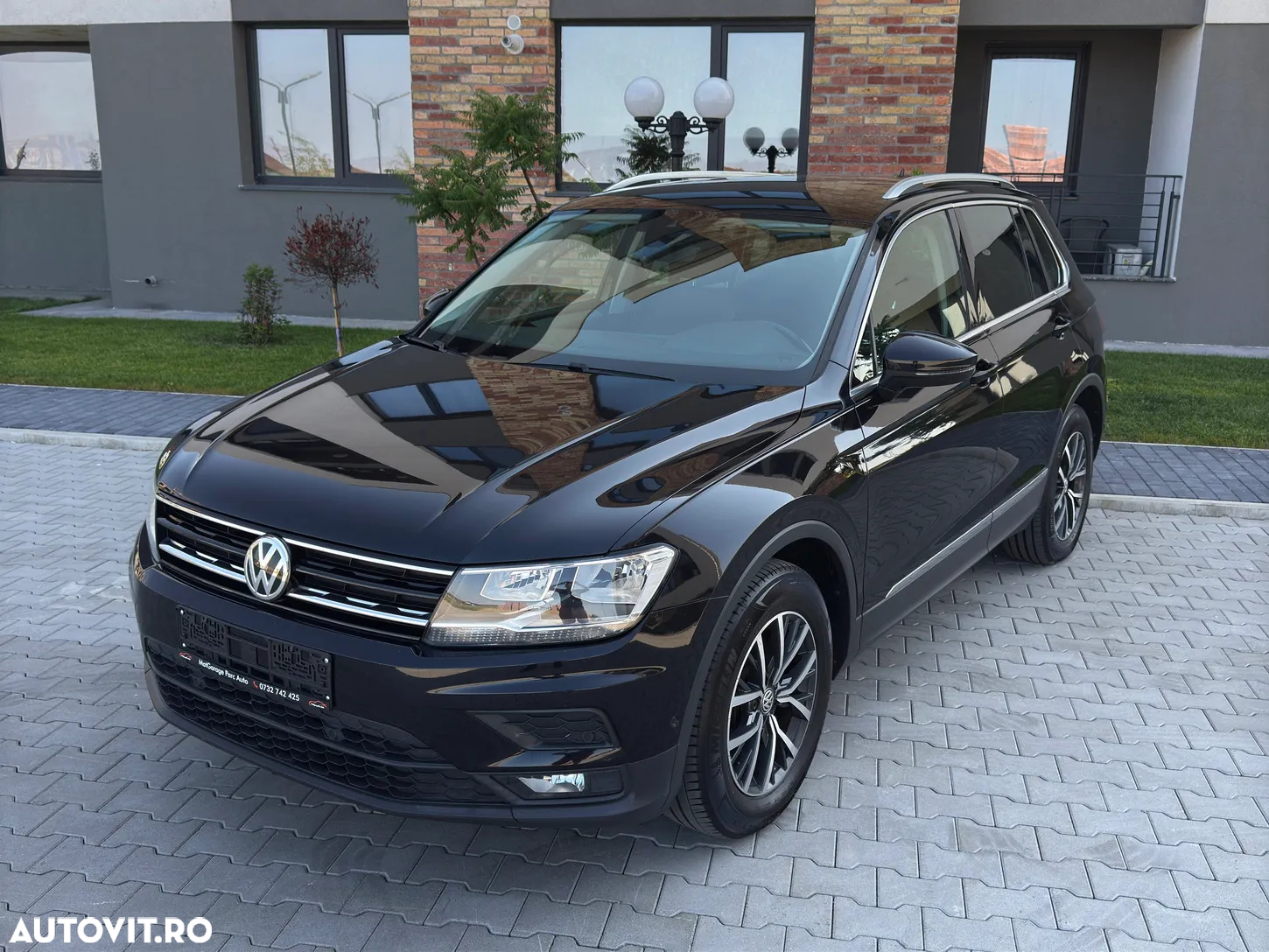 Volkswagen Tiguan - 14