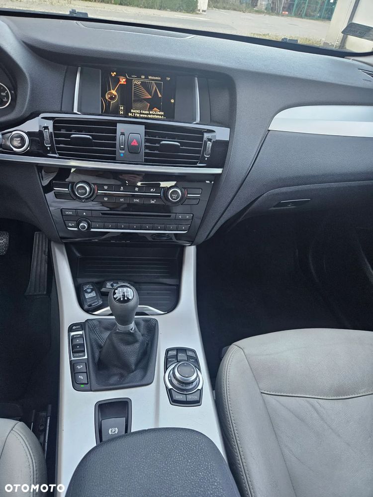 BMW X3 xDrive20d - 14