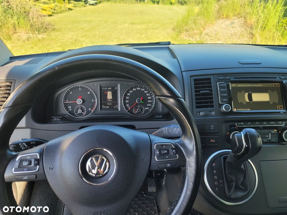 Volkswagen Multivan - 10