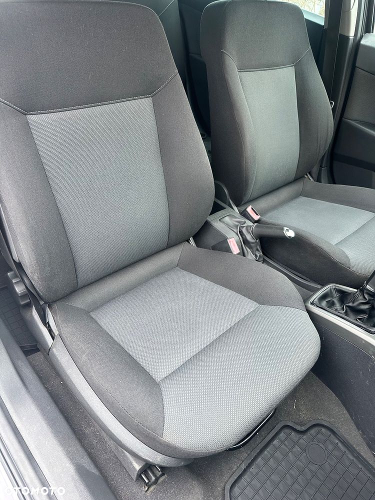 Opel Astra 1.9 CDTI Cosmo - 9