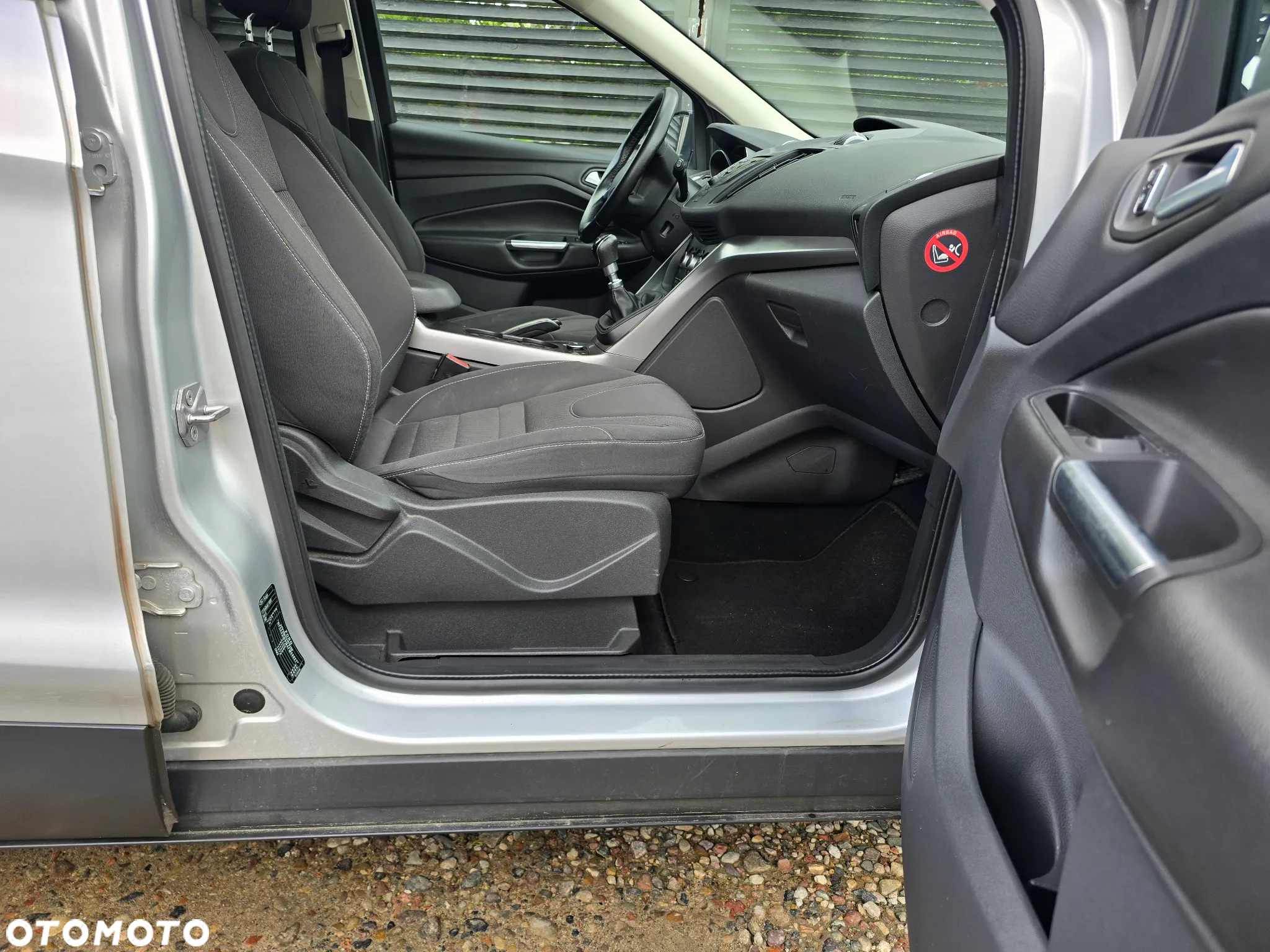 Ford Kuga - 12