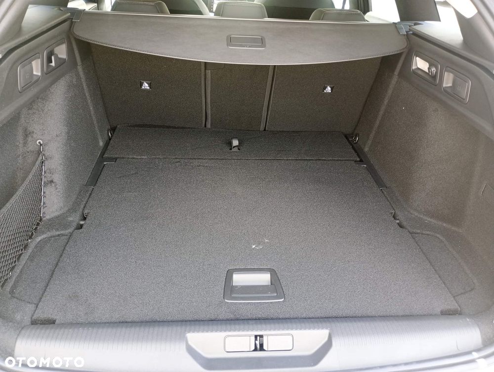 Peugeot 308 1.5 BlueHDi Allure S&S EAT8 - 13