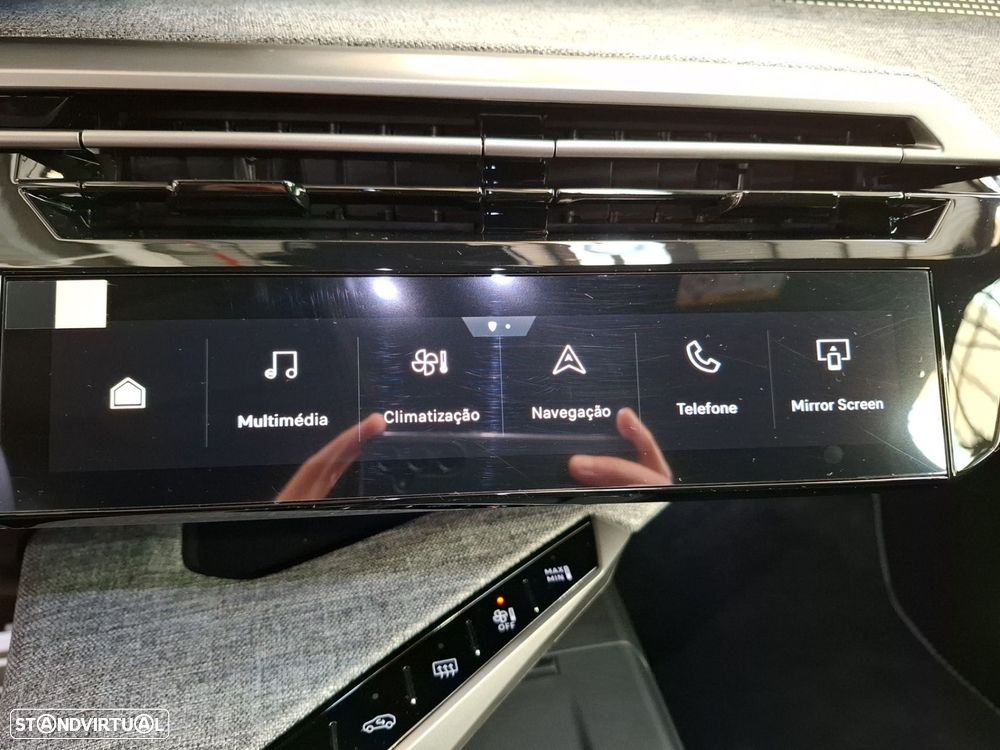 Peugeot E-3008 73 kWh GT - 19