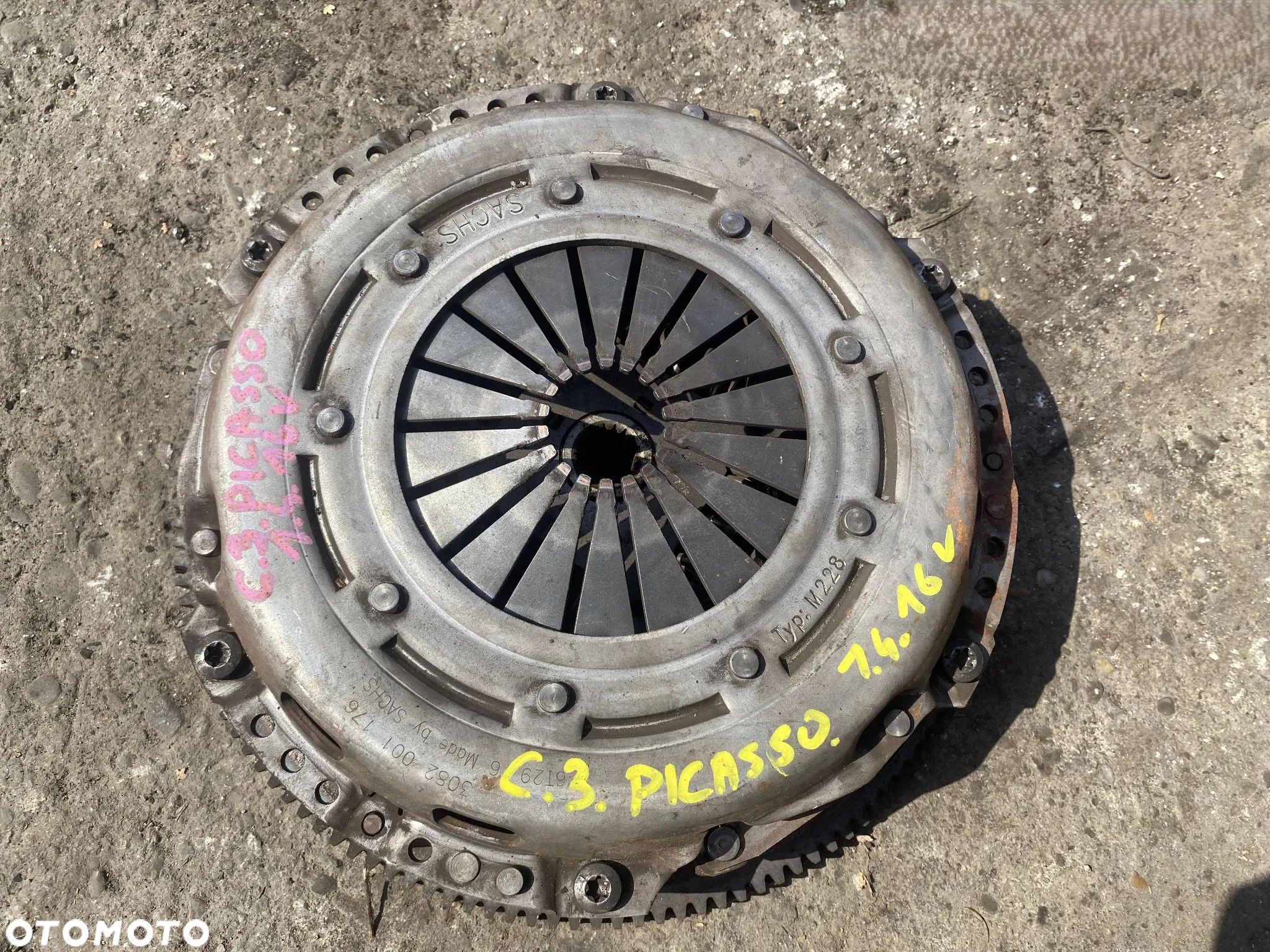 Sprzęgło dwumasa Citroen C3 Picasso 1.4 16V OE - 1