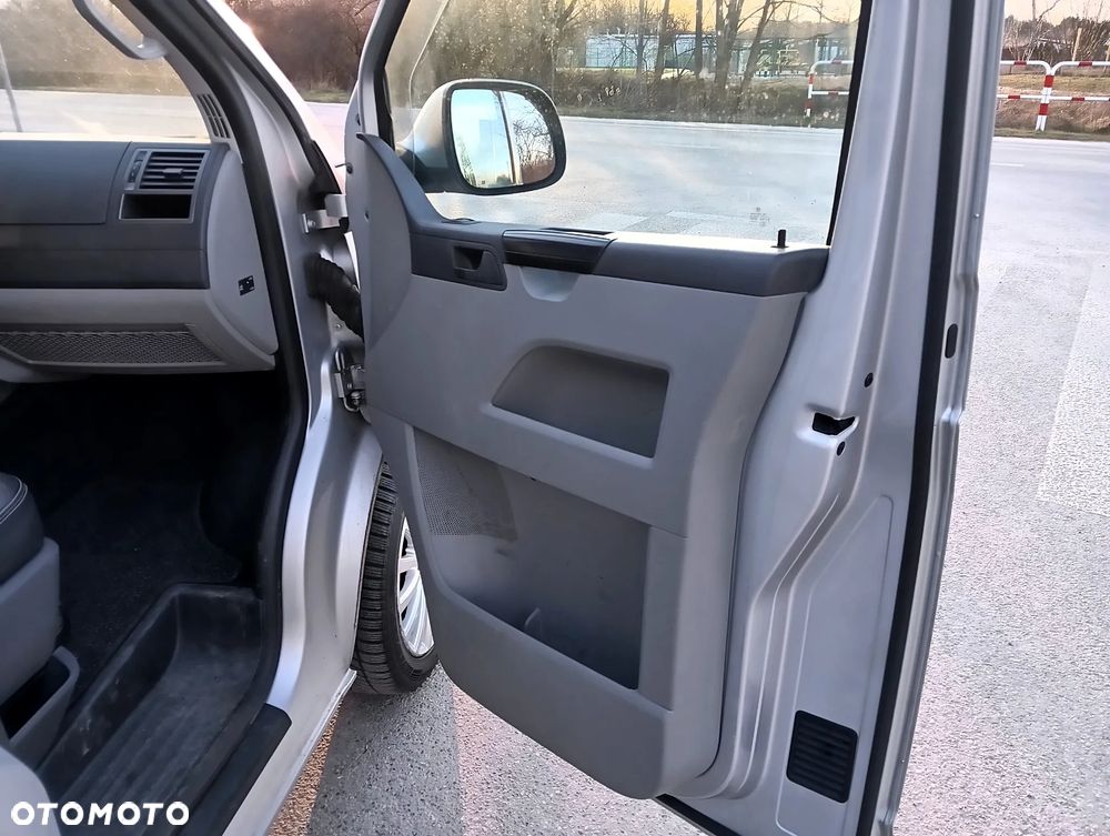Volkswagen Transporter - 10