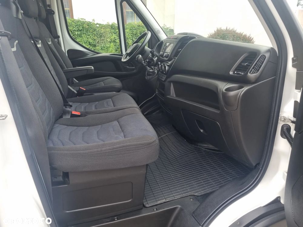 Iveco Daily 35s18 Max 7-osobowy Brygadówka  Salon Polska F-vat23% - 21
