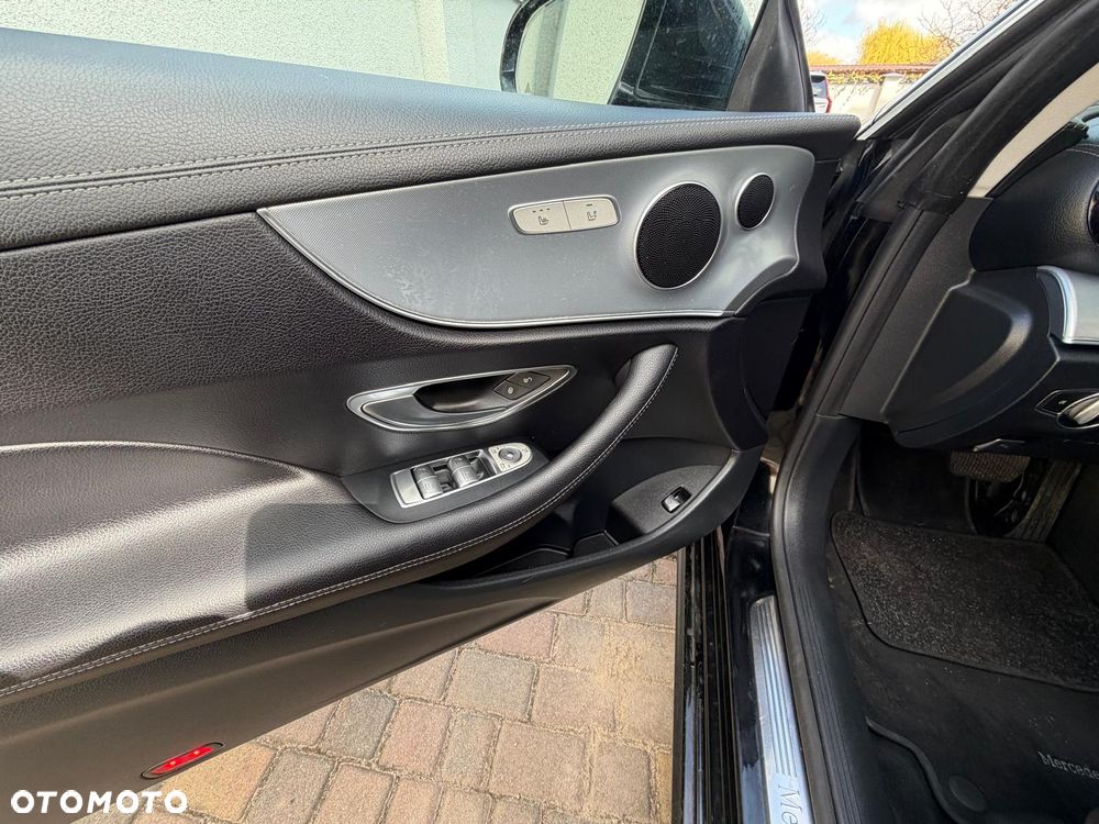 Mercedes-Benz Klasa E 400 4Matic 9G-TRONIC Avantgarde - 7