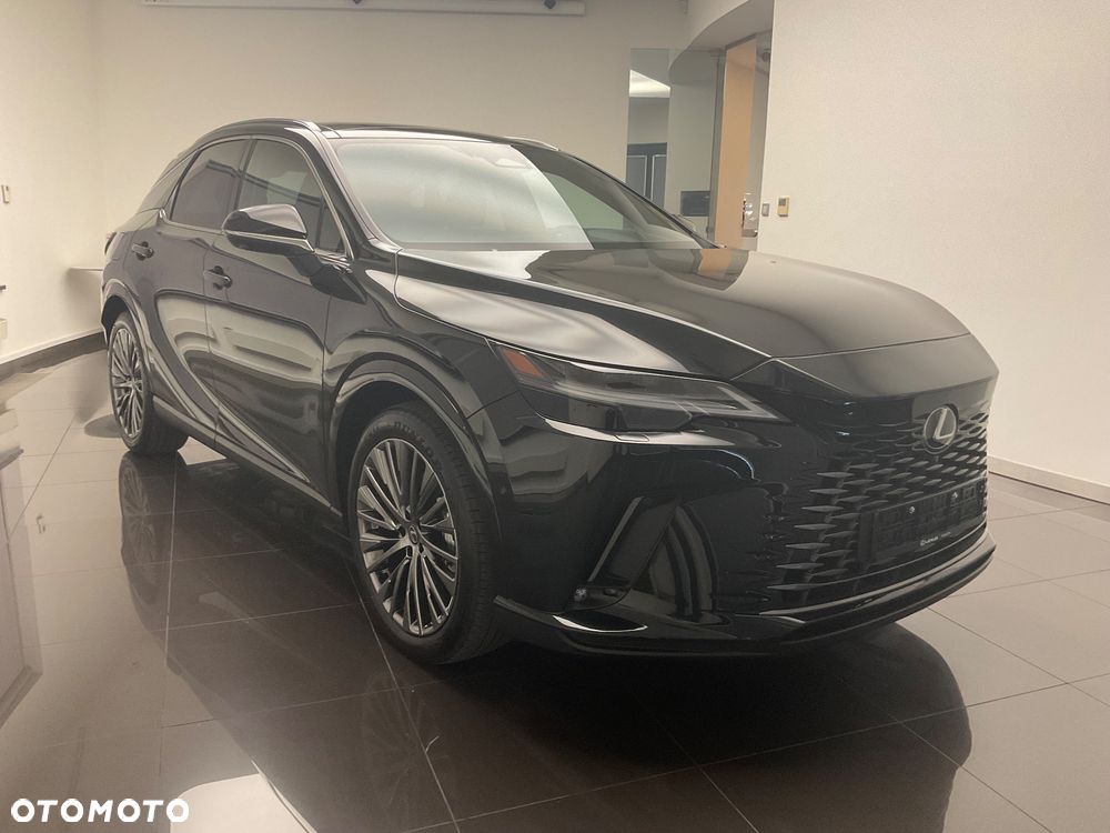 Lexus RX 450h+ Omotenashi - 3
