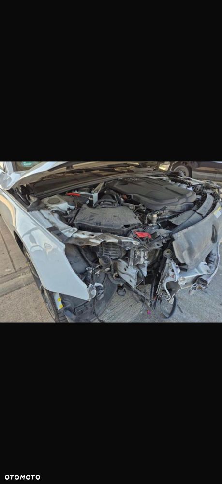 Audi A4 Avant 40 TDI quattro S tronic S line - 11