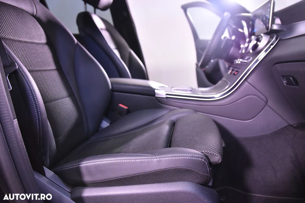 Mercedes-Benz GLC - 12