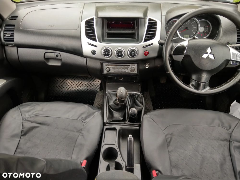 Mitsubishi L200 - 11