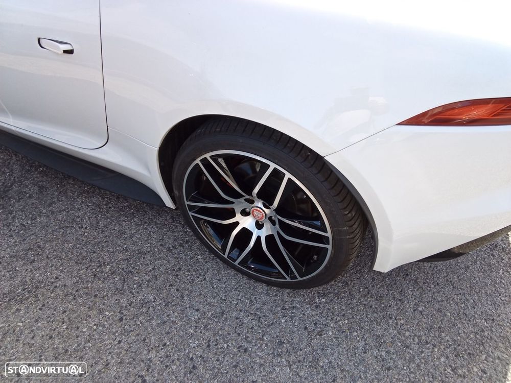 Jaguar F-Type 3.0 V6 S/C R-Dynamic AWD Aut. - 6