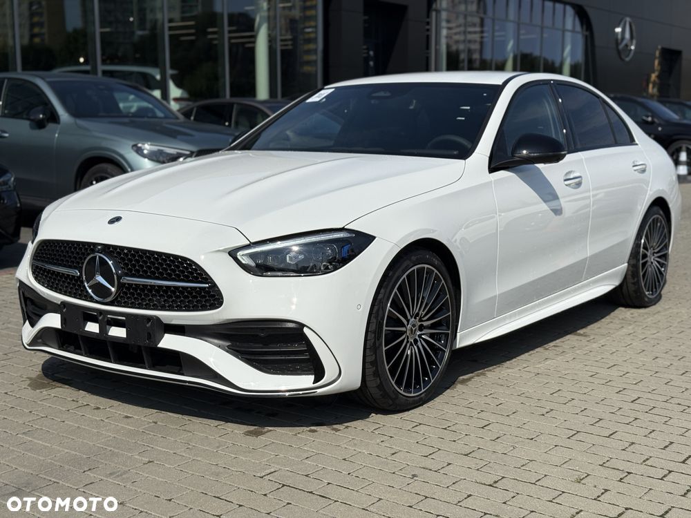Mercedes-Benz Klasa C 300 4MATIC 9G-TRONIC - 3