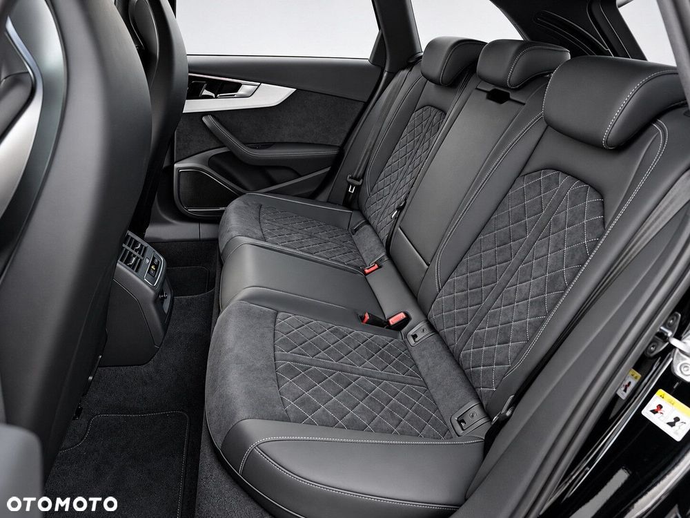 Audi RS4 Avant TFSI Quattro Tiptronic - 8