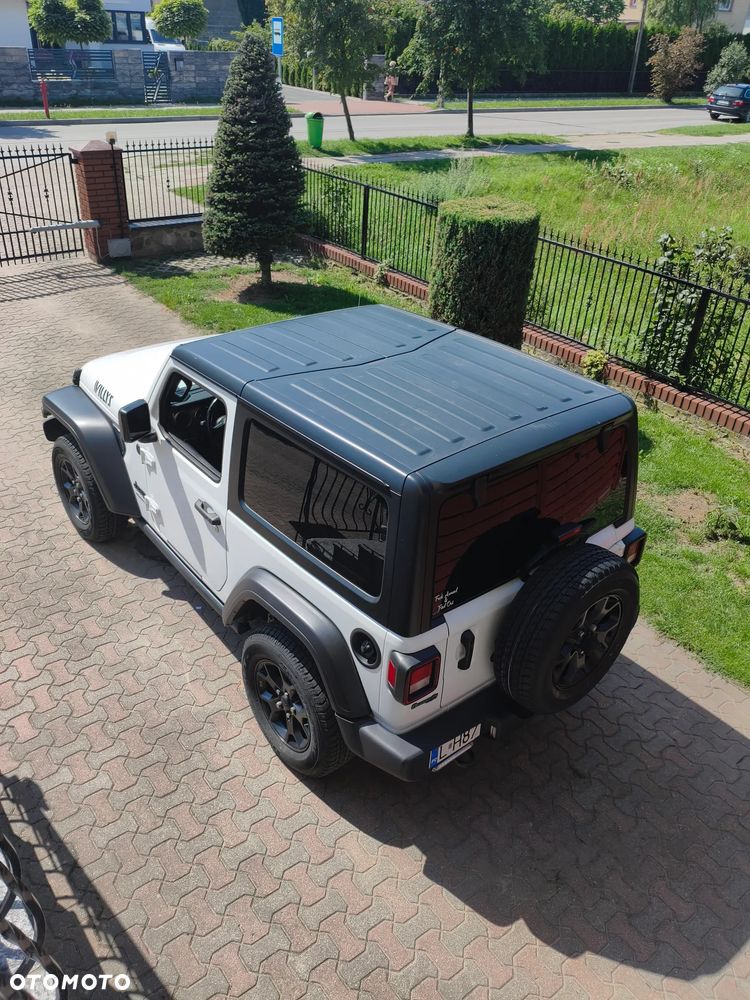 Jeep Wrangler - 5