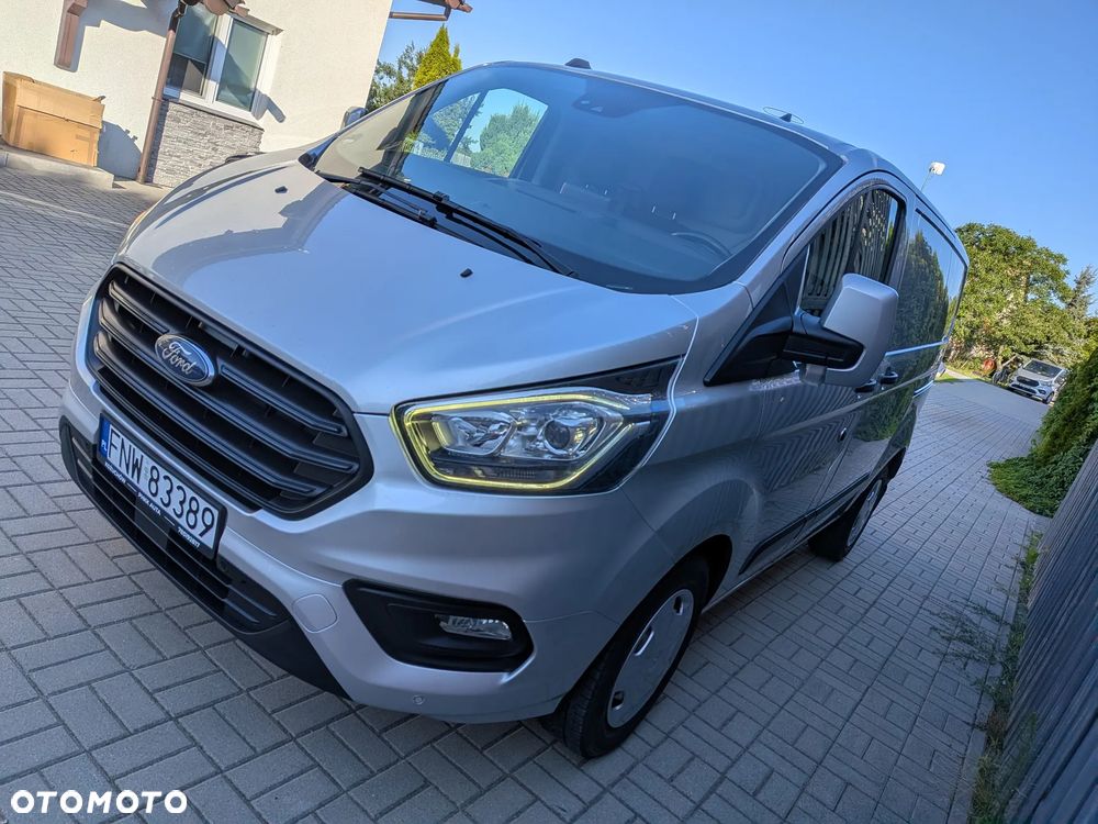 Ford TRANSIT CUSTOM - 9