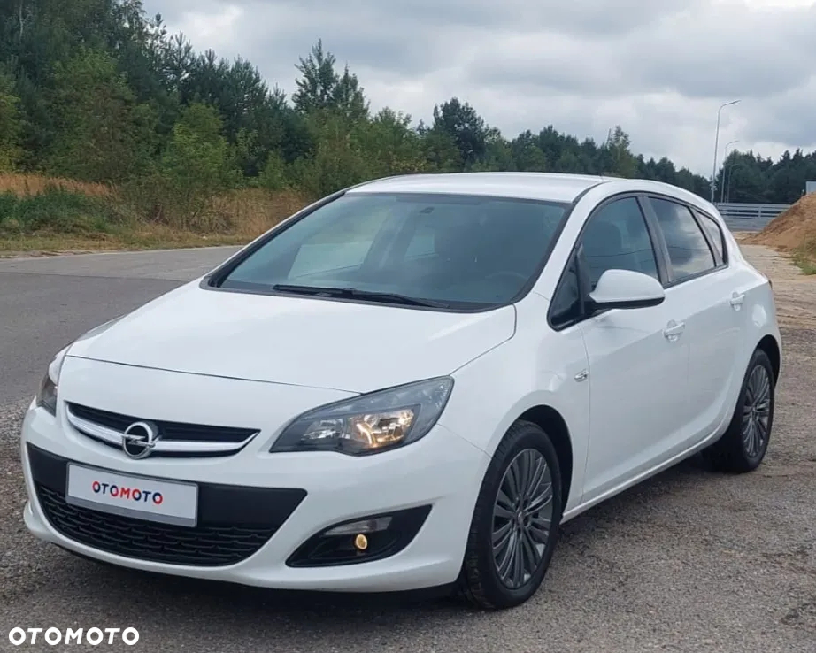 Opel Astra 1.4 Turbo Design Edition - 23