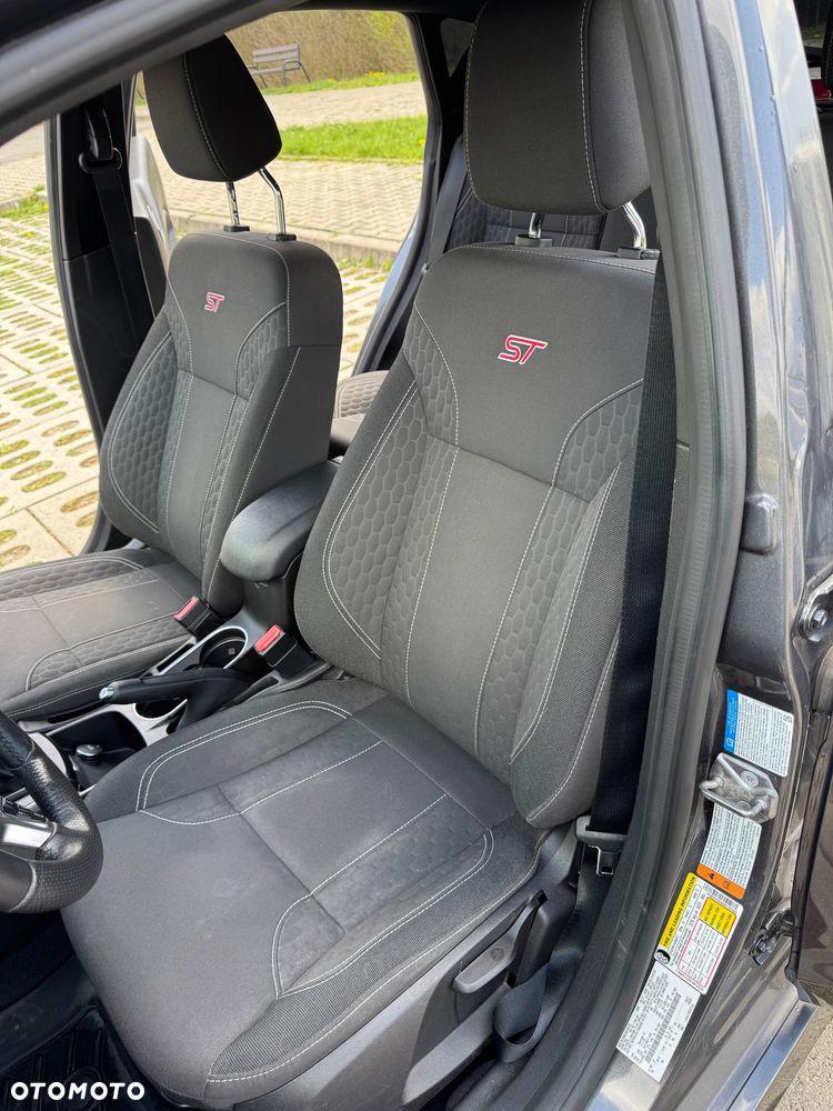 Ford Fiesta ST - 16