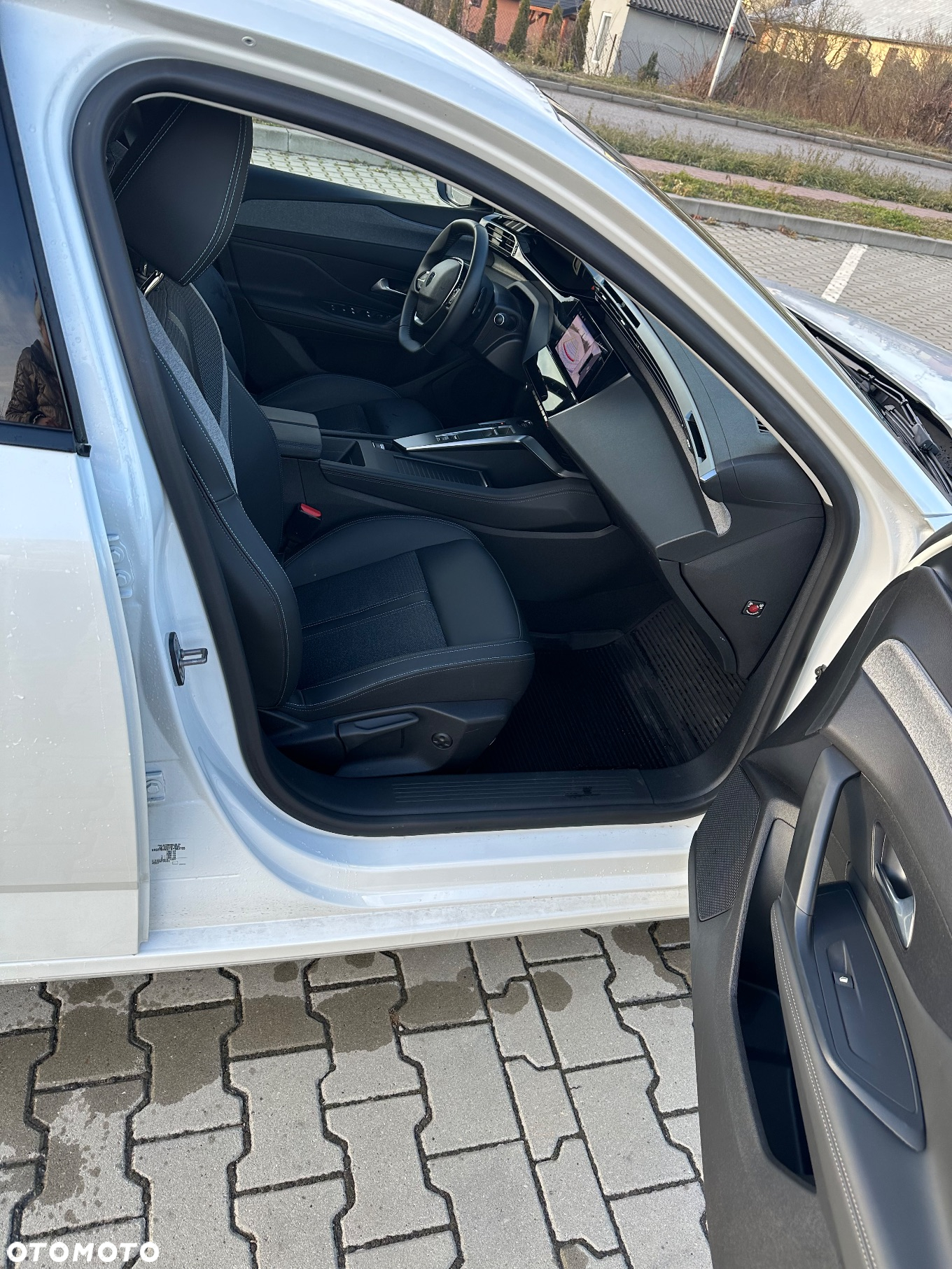 Peugeot 308 1.2 PureTech Allure Pack S&S EAT8 - 13