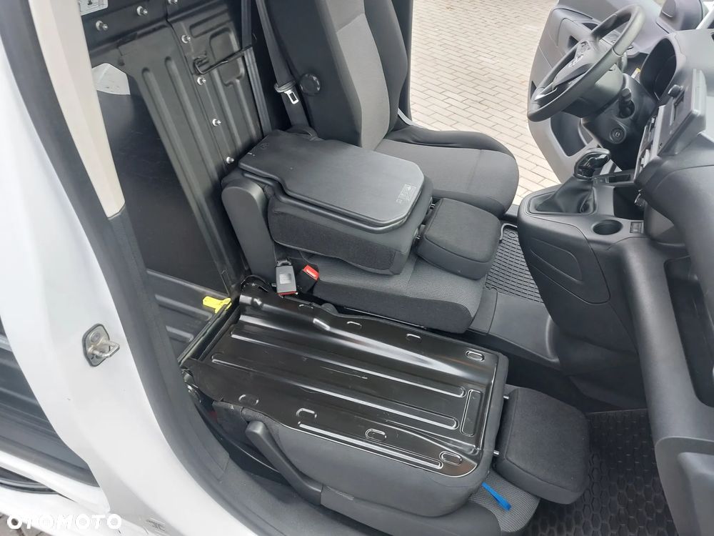 Opel Combo Life XL 1.5 CDTI Enjoy S&S - 24