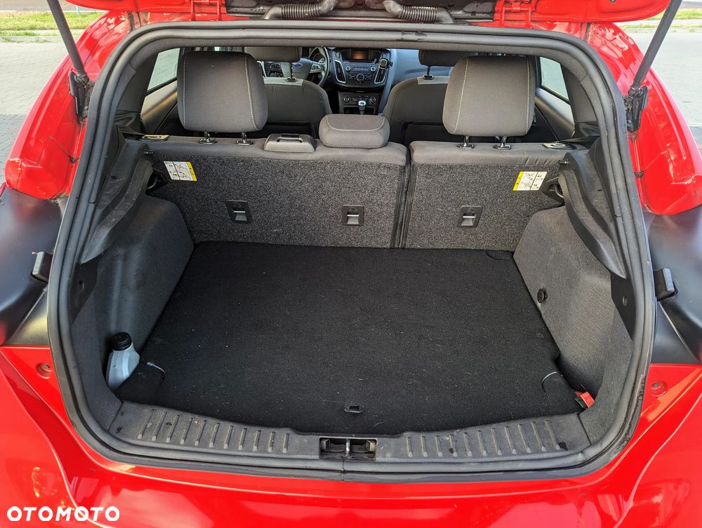 Ford Focus 2.0 EcoBoost ST - 13