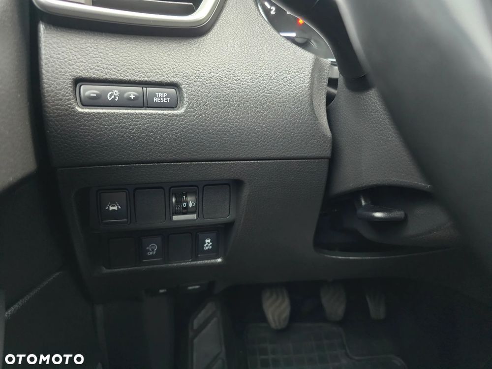 Nissan Qashqai 1.6 DCi Acenta EU6 - 14