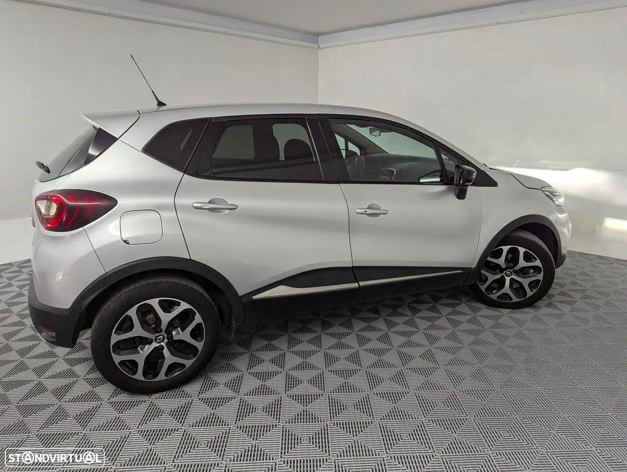 Renault Captur 1.5 dCi Exclusive - 6