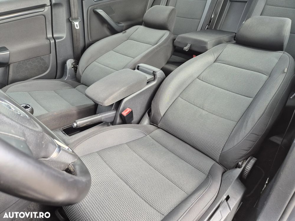 Volkswagen Golf 1.6 TDI BlueMotion Technology DPF Comfortline - 12
