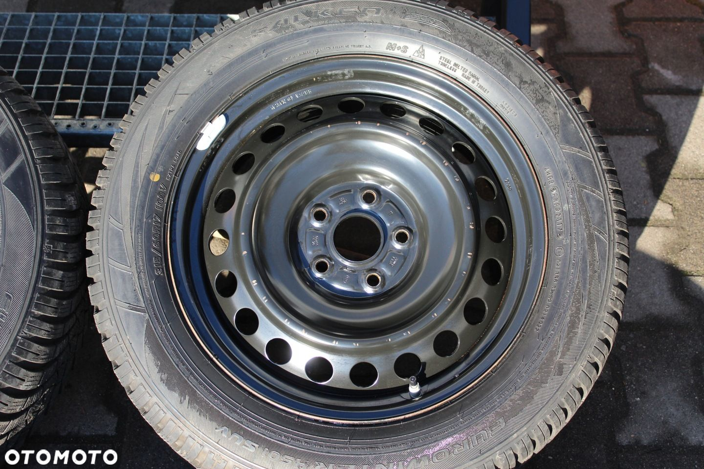 KROMAG TOYOTA RAV4 17cali 5x114,3 ET45 6,5J TPMS - 3